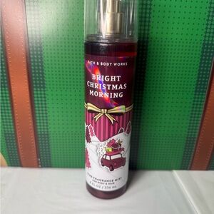 Bath & Body Works Bright Christmas Morning Mist - Red & Gold